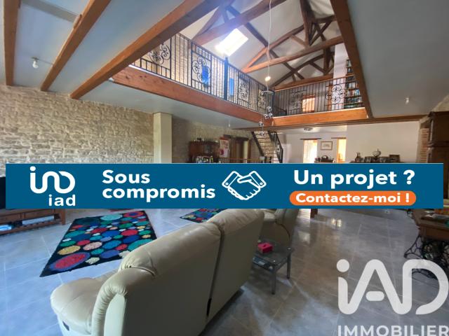 Maison vente à Fontenay-le-Comte, Cezais