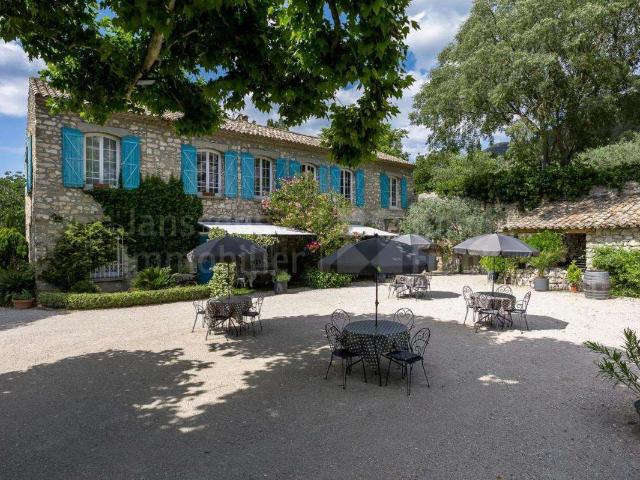 Maison vente à Avignon, Fontaine-de-vaucluse