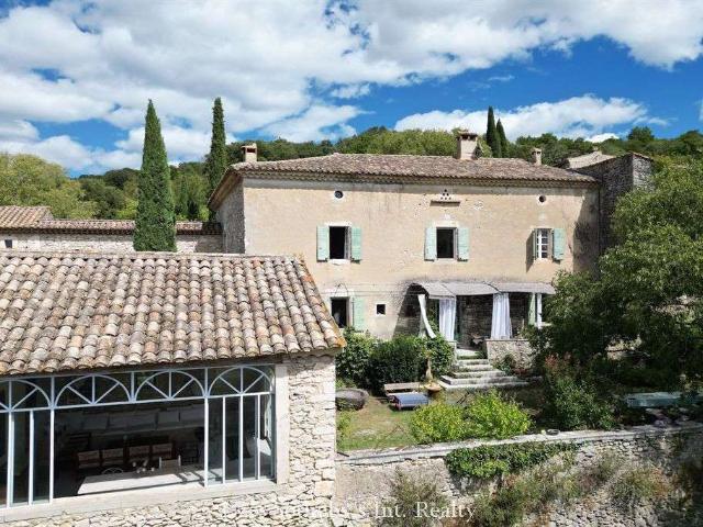 Maison vente à Nîmes, Lussan