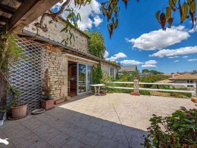 Maison vente à Niort, Mellé