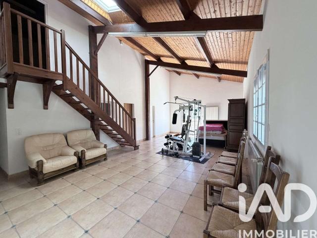 Maison vente à La Roche-sur-Yon, Montaigu