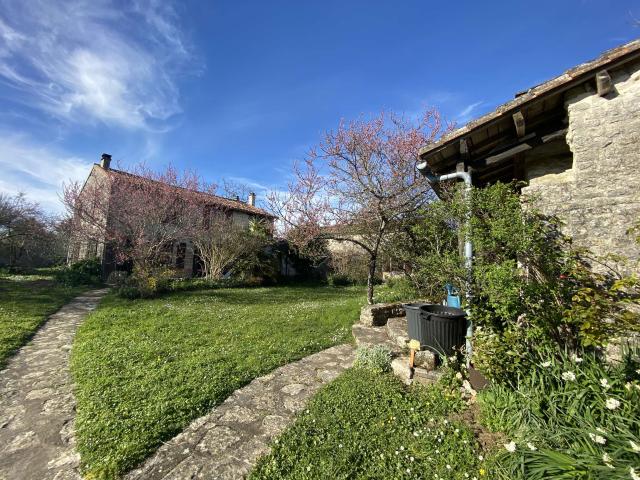 Maison vente à Confolens, Nanclars