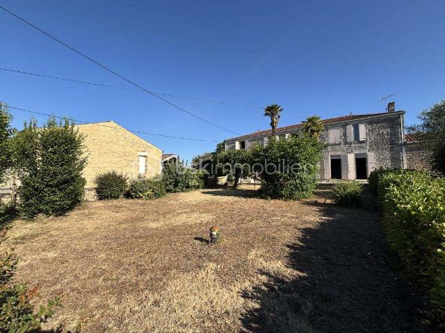 Maison vente à Fontenay-le-Comte, Nieul-sur-l'autise