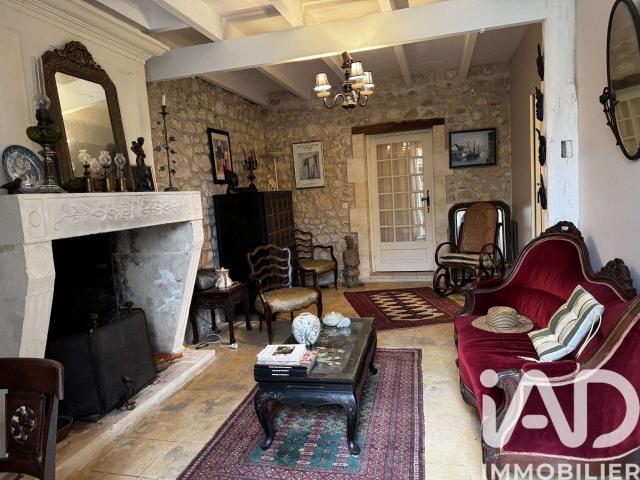 Maison vente à Jonzac, Saint-bonnet-sur-gironde