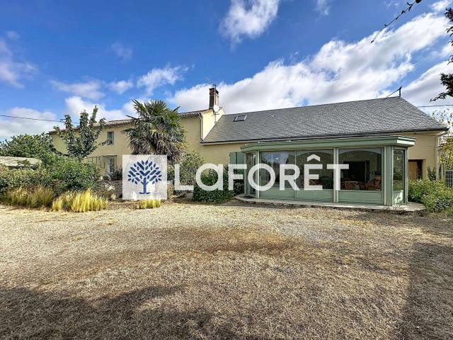 Maison vente à Bressuire, Saint-généroux