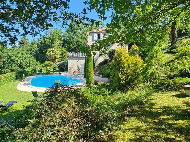 Maison vente à Figeac, Saint-vincent-du-pendit