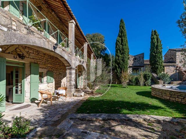 Maison vente à Nîmes, Occitanie