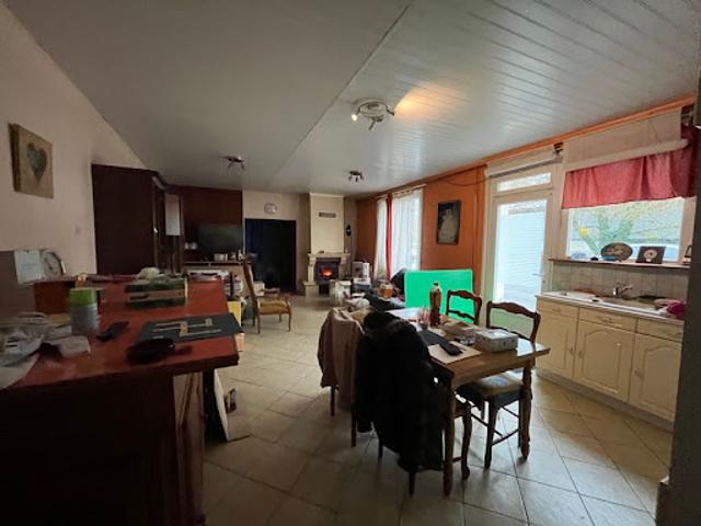 Maison vente à Saint-Jean-d'Angély, Matha