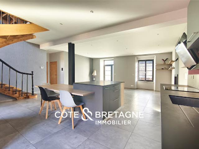 Maison vente à Guingamp, Bretagne