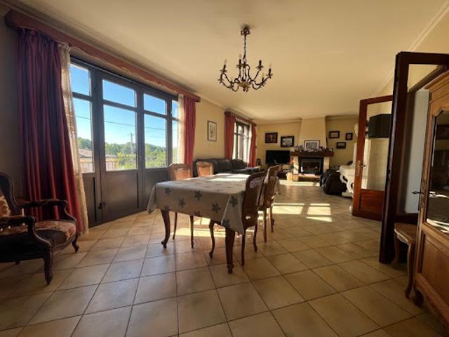 Maison vente à Confolens
