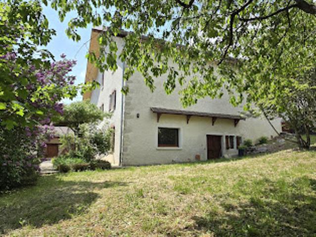 Maison vente à Nantua, Champfromier
