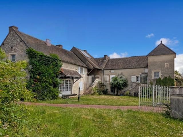 Maison vente à Chalon-sur-Saône, Fontaines