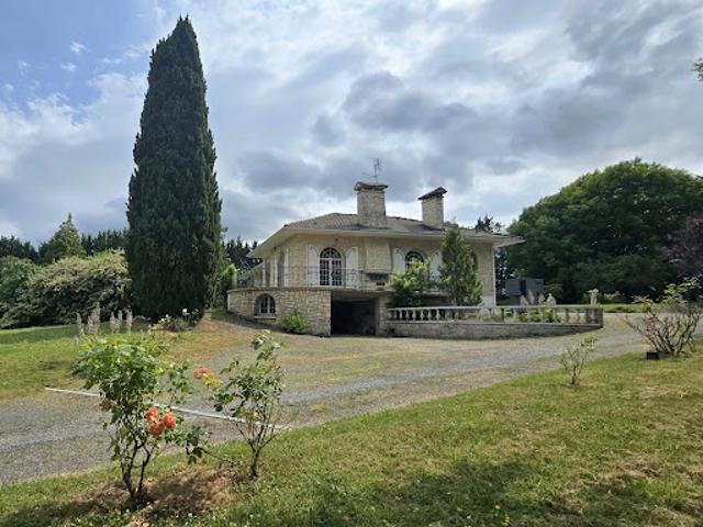 Maison vente à Angoulême, Roullet-saint-estèphe