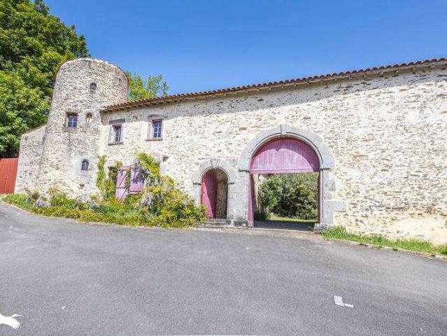 Maison vente à Fontenay-le-Comte, La Tardière