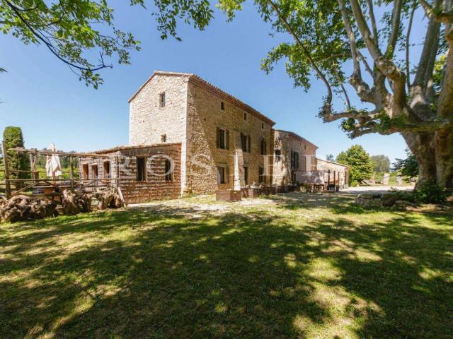 Maison vente à Carpentras, Pernes-les-fontaines