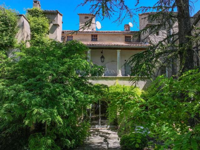 Maison vente à Nîmes, Uzès
