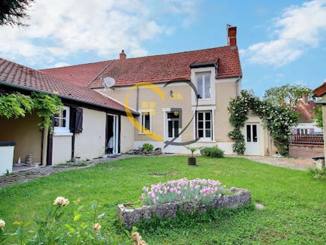Maison vente à Saint-Amand-Montrond, Saint-germain-des-bois