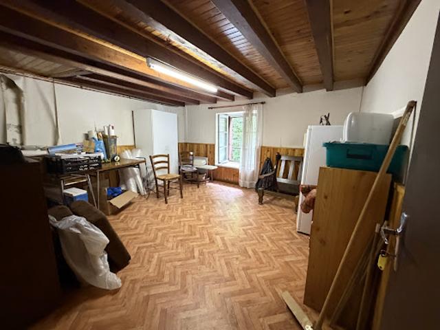Maison vente à Thiers, La Monnerie-le-montel