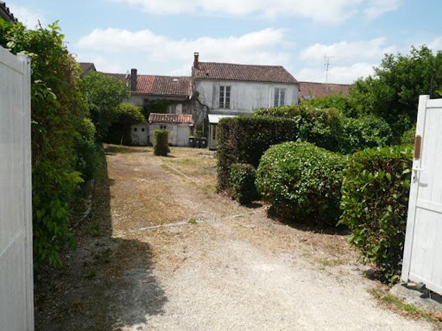 Maison vente à Cognac