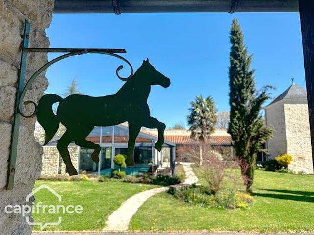 Maison vente à Bressuire, Saint-généroux