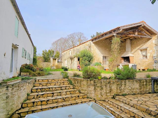 Maison vente à Saintes, Pont-l'abbé-d'arnoult