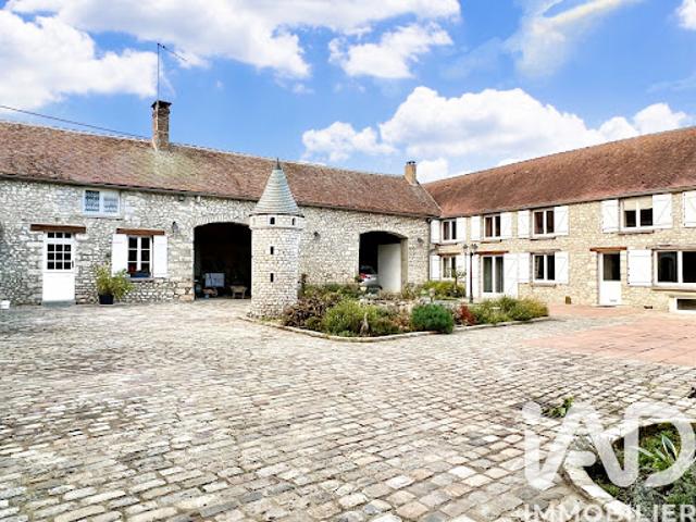 Maison vente à Fontainebleau, Chenou