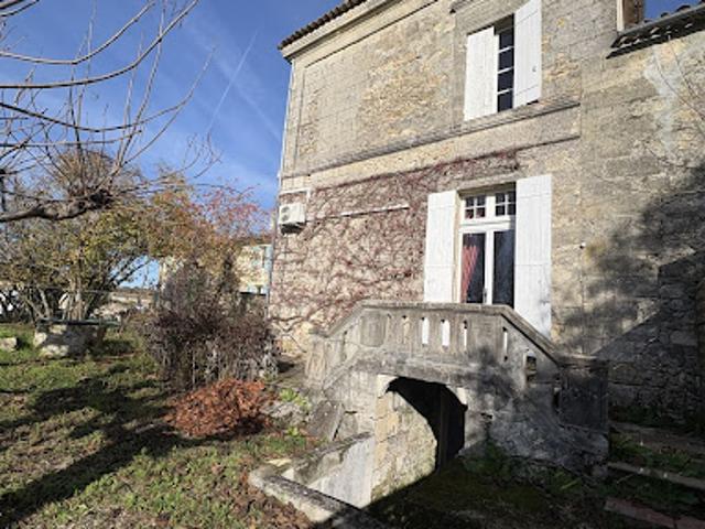 Maison vente à Libourne, Francs