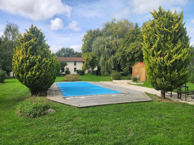 Maison vente à Montmorillon, Luchapt
