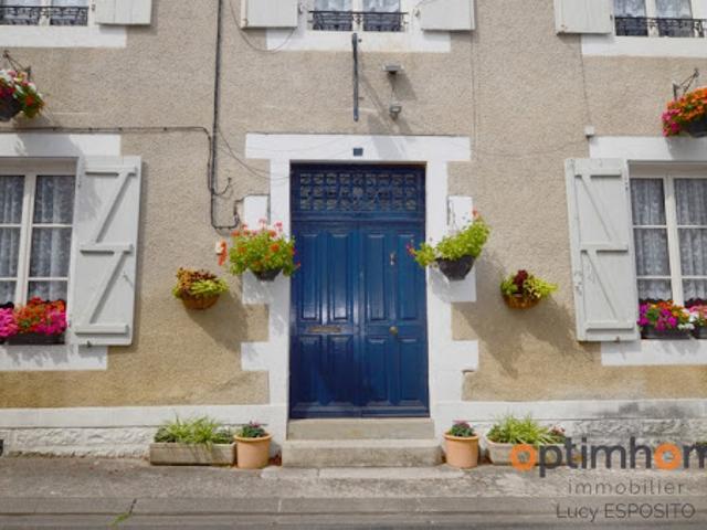 Maison vente à Confolens, Champagne-mouton