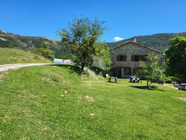 Maison vente à Forcalquier, Saint-geniez