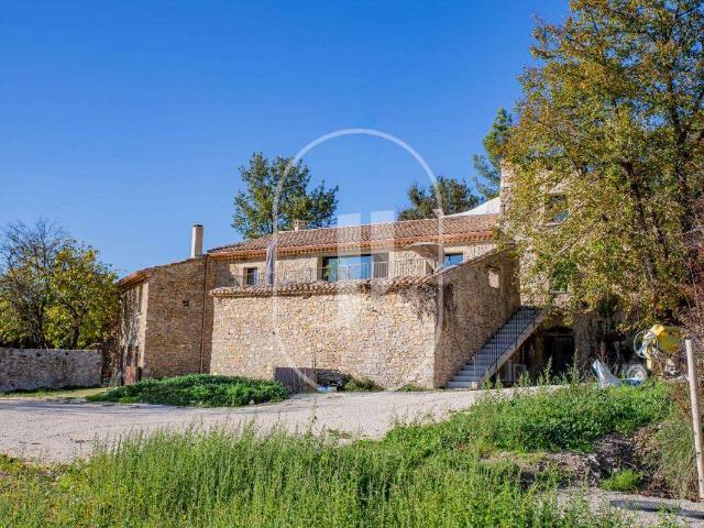 Maison vente à Carpentras, Entrechaux