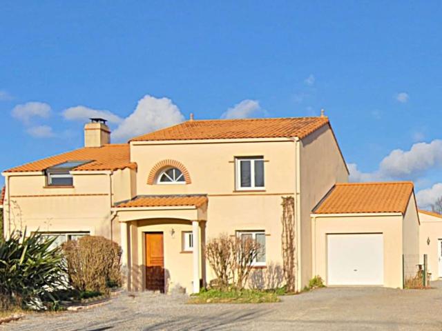 Maison vente à Nantes, La Chevrolière