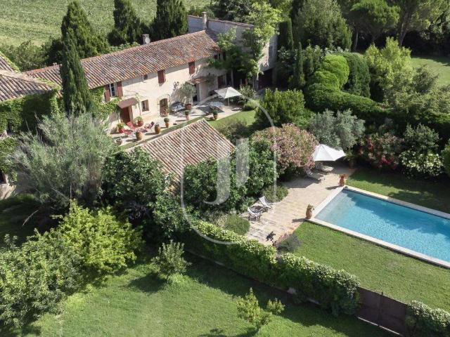 Maison vente à Carpentras, Pernes-les-fontaines