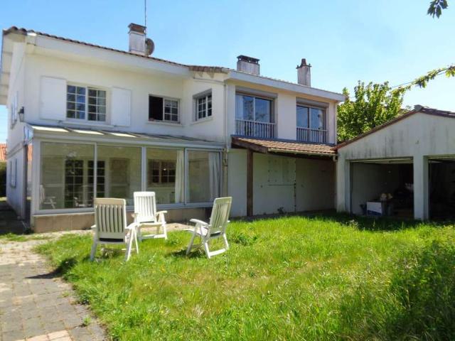 Maison vente à Saintes, Cozes