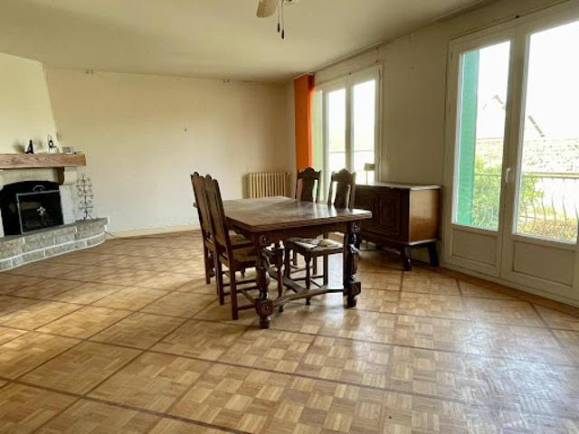 Maison vente à Aubusson, Ladapeyre