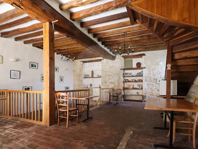 Maison vente à Auxerre, Champs-sur-yonne