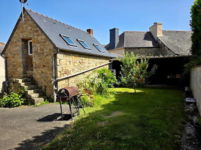 Maison vente à Kerlonjou, Saint-Nicolas-du-Pélem
