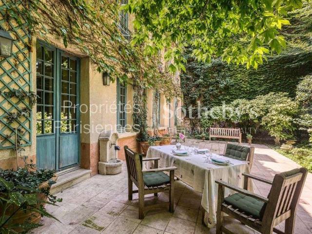 Maison vente à Paris, Île-de-France