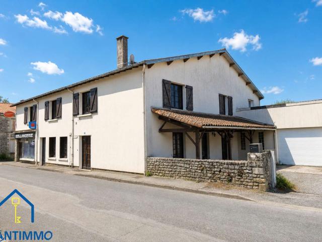 Maison vente à Fontenay-le-Comte, Sainte-hermine