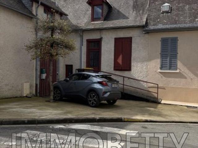 Maison vente à Tarbes, Loucrup