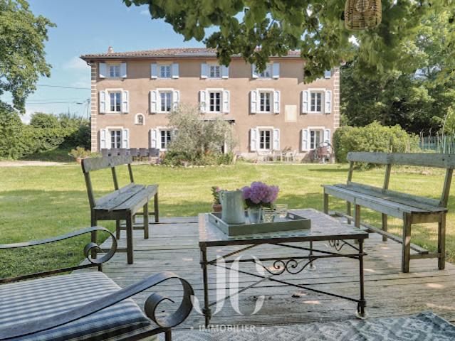 Maison vente à Vienne, Pact