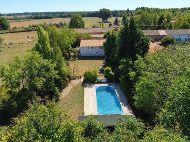 Maison vente à Sauzé-Vaussais, Sauzé-entre-Bois