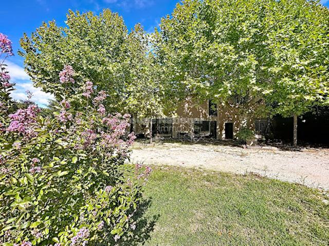 Maison vente à Arles, La Salle Les Alpes