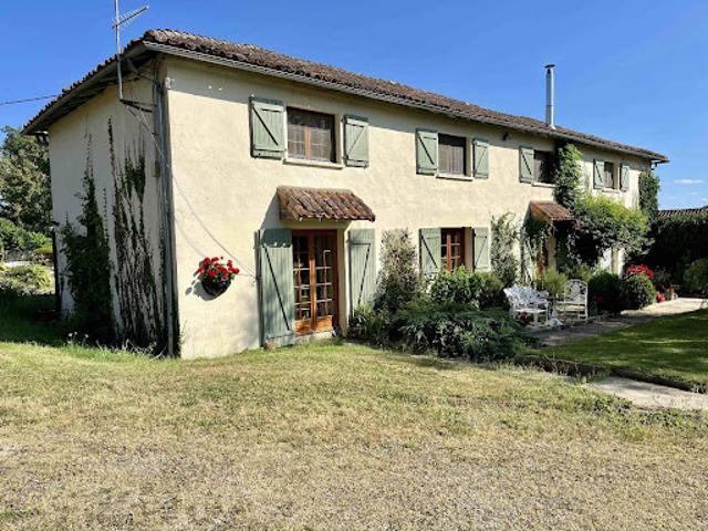 Maison vente à Montmorillon, Genouillé
