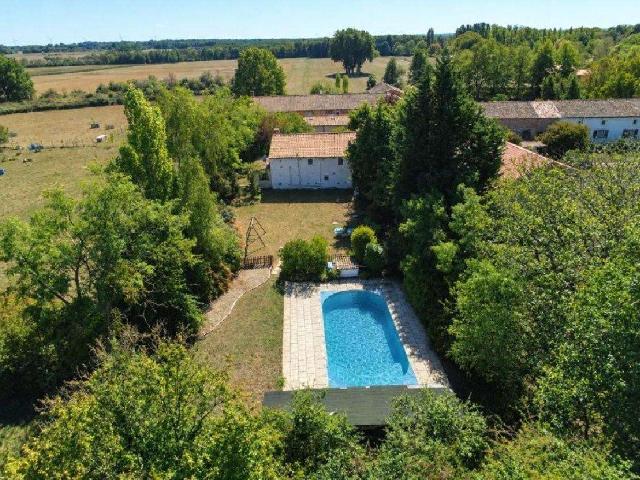 Maison vente à Sauzé-Vaussais, Sauzé-entre-Bois