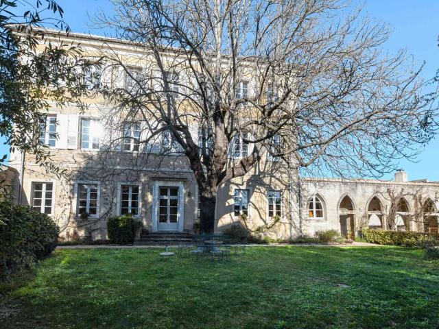 Maison vente à Nîmes, Uzès