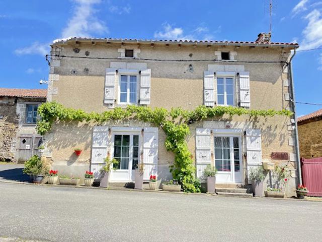 Maison vente à Brillac, Charente