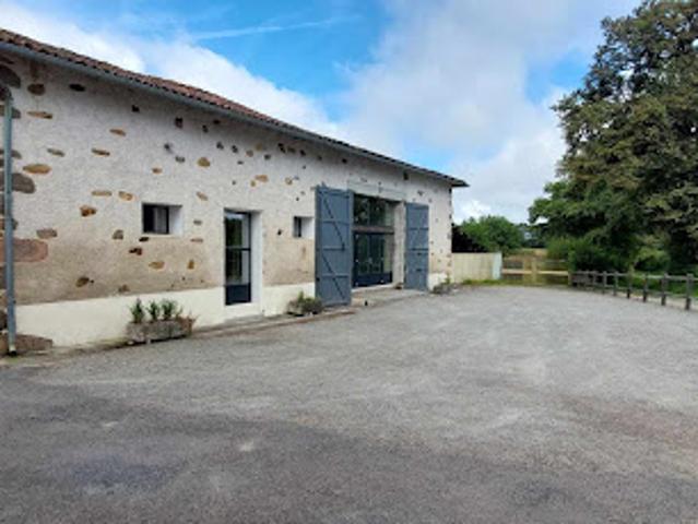 Maison vente à Confolens, Nouvelle-Aquitaine