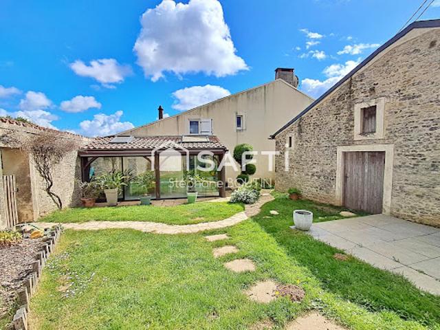 Maison vente à Fontenay-le-Comte, Cezais