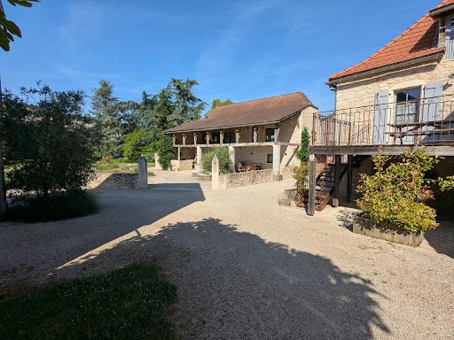 Maison vente à Cahors, Tour-de-faure